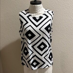 Larry Levine Monochrome Striped Blouse